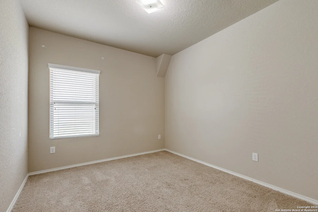 Photo of 903 LEE TREVINO