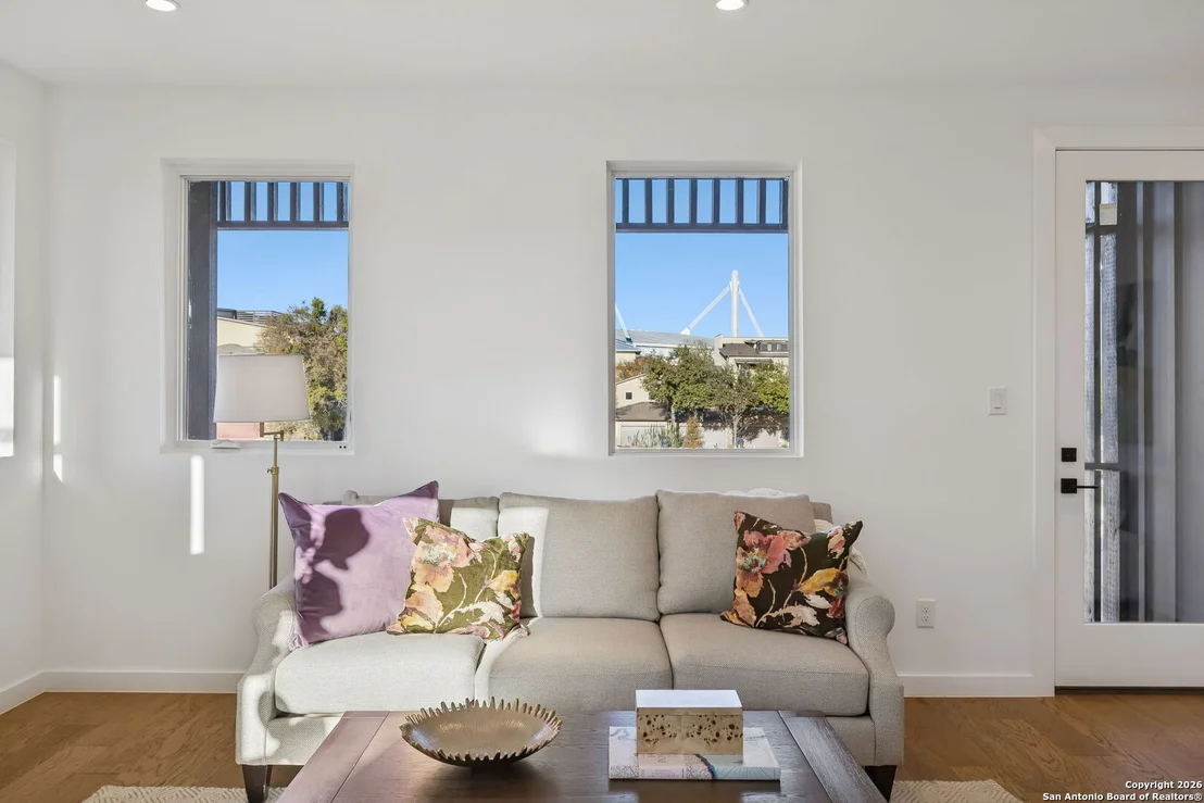 Photo of 502 McMonigal