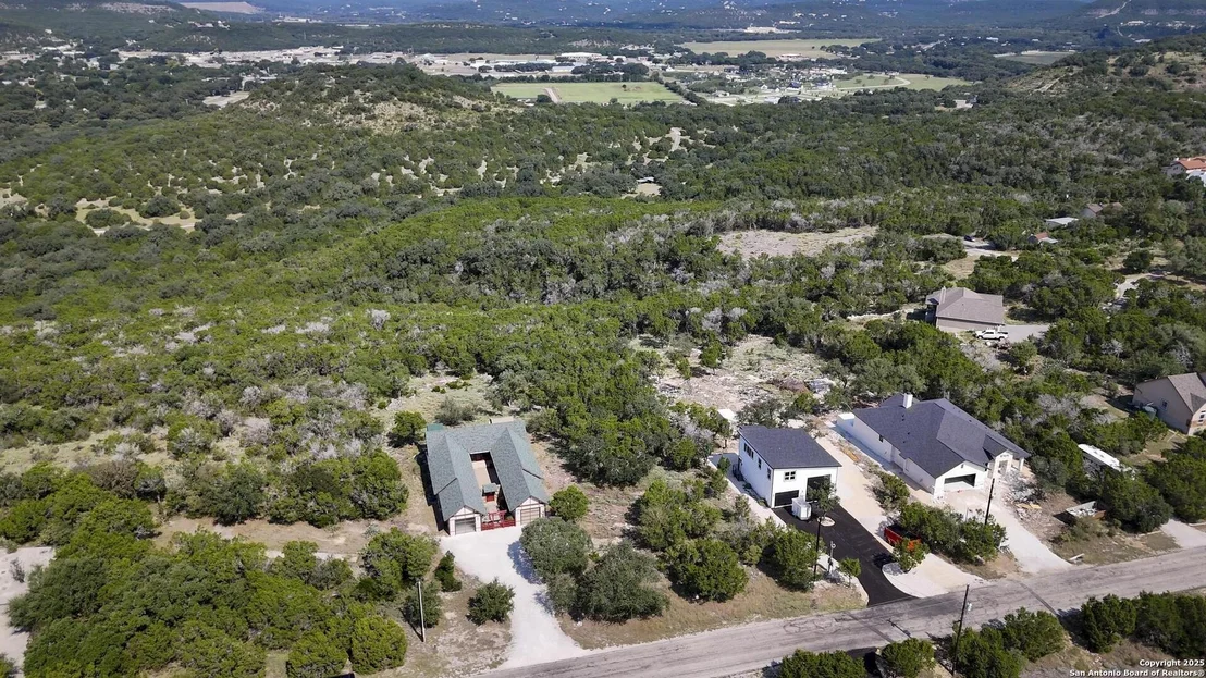 Photo of 2601 Summit Dr