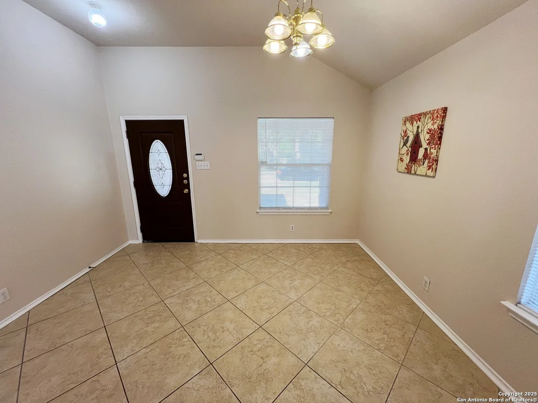 Photo of 7130 Heathers Place