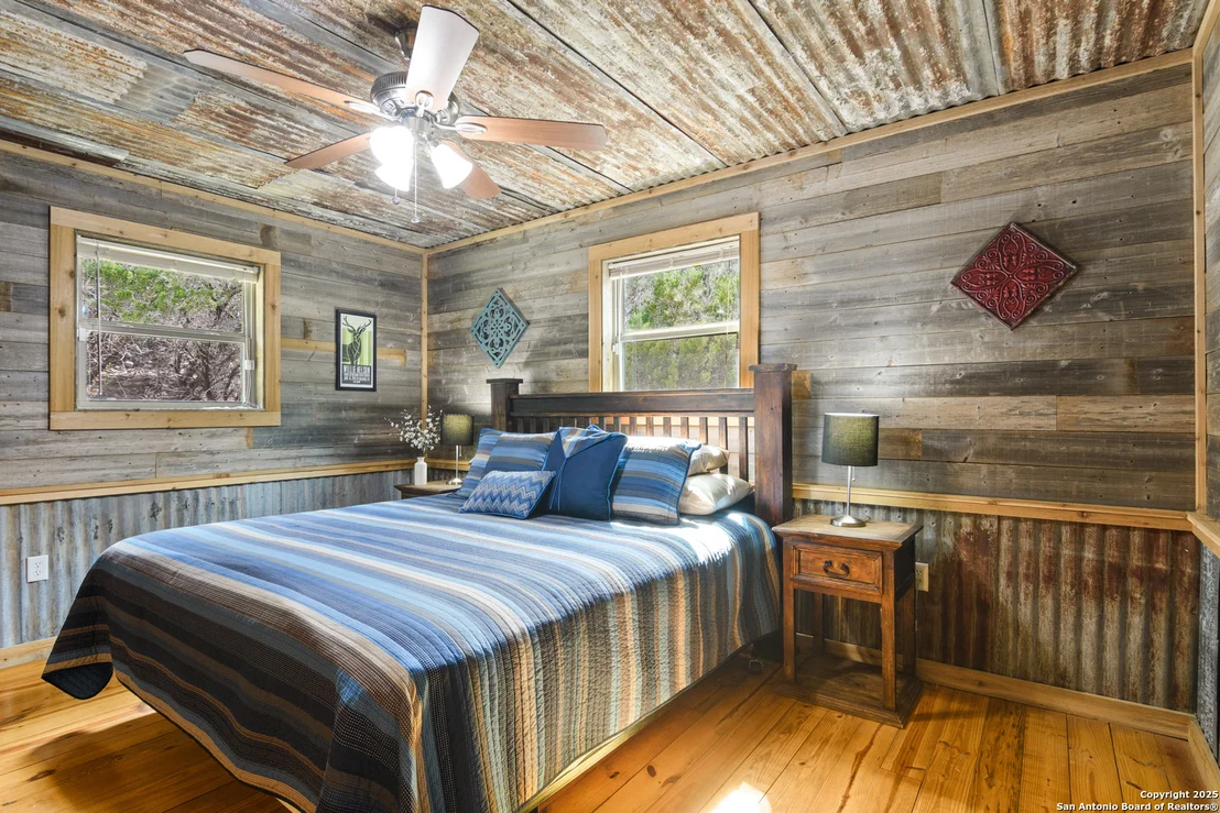 Photo of 420 Canyon Oaks