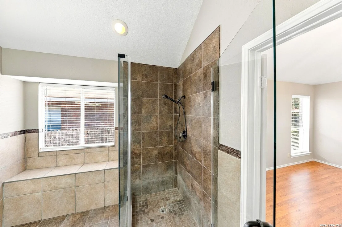 Photo of 4011 LEGEND RANCH DR