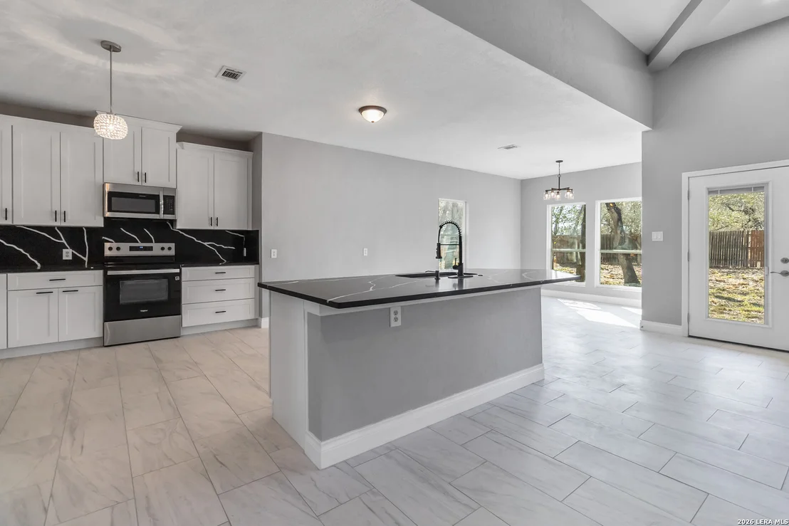 Photo of 3938 New Mathis