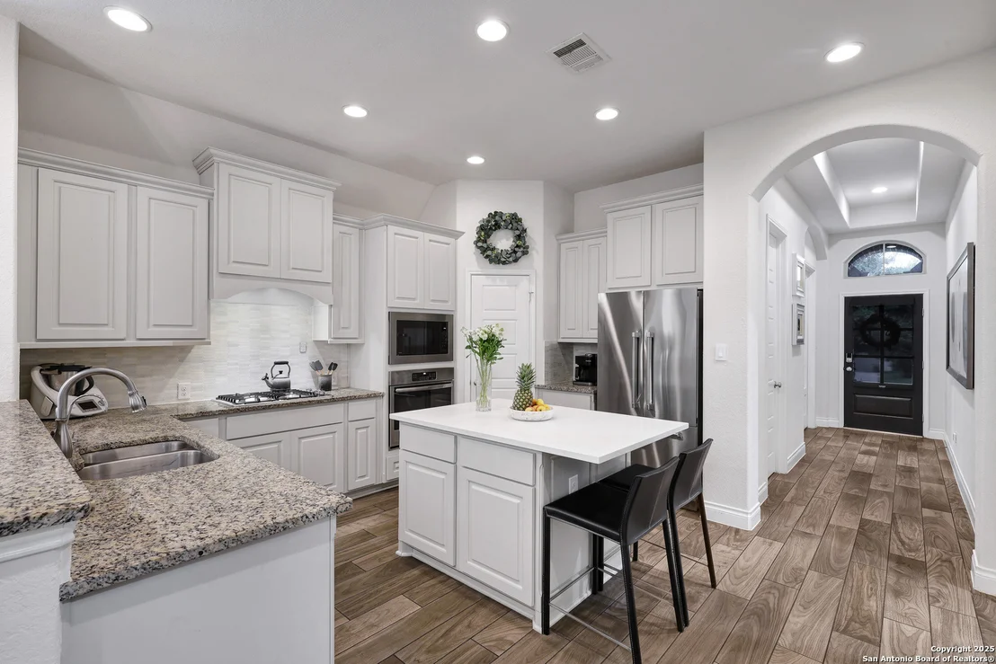 Photo of 28545 Shailene Dr