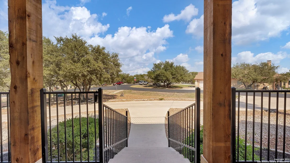 Photo of 725 Winding View