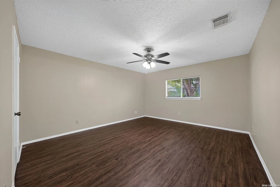 Photo of 916 ABERCORN