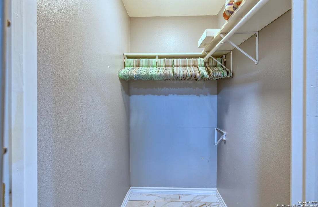 Photo of 637 ROACH ST