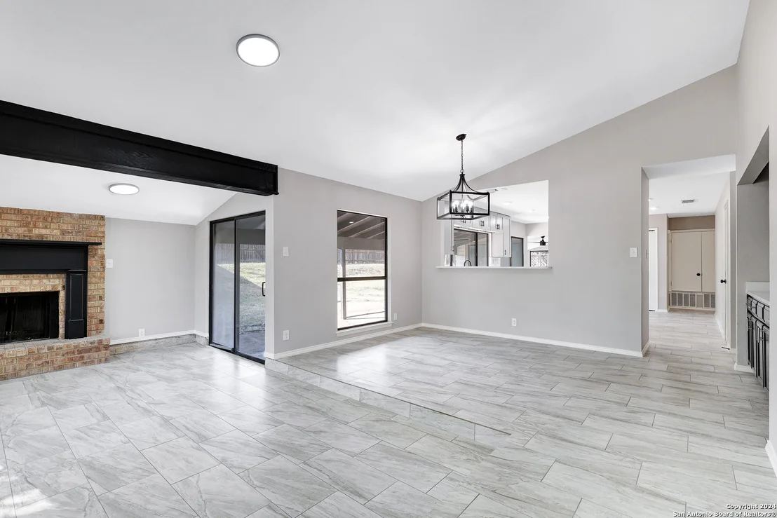 Photo of 10316 ROYAL MEADOWS