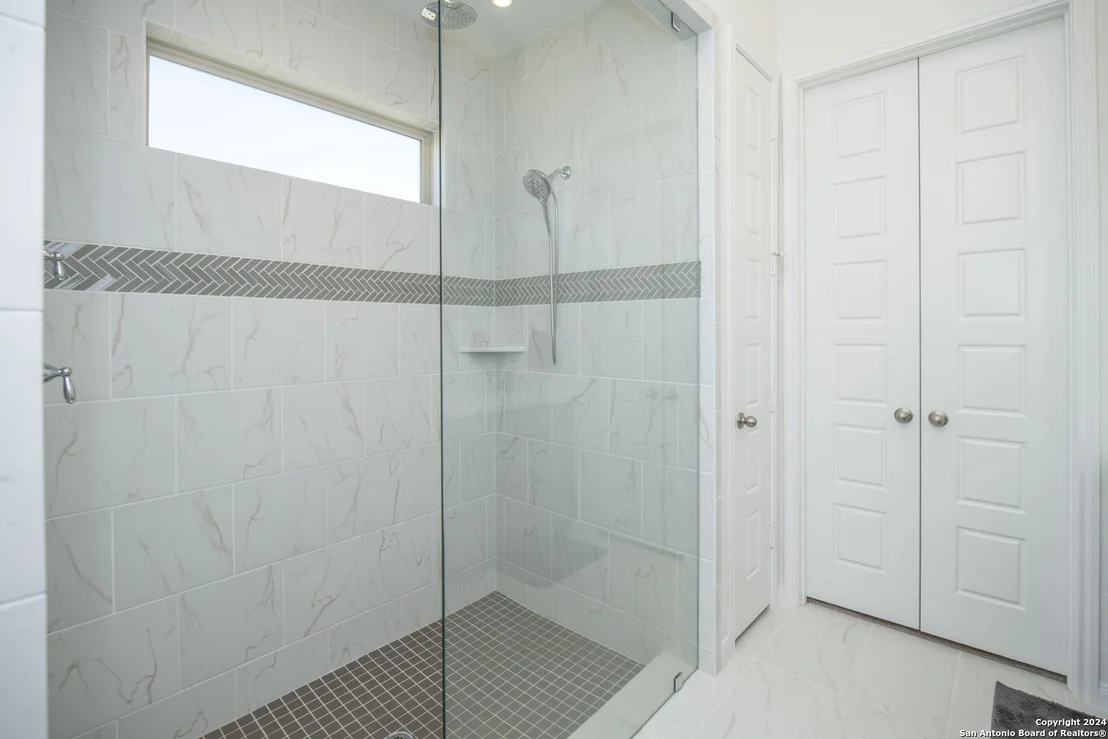 Photo of 4819 Park Leaf