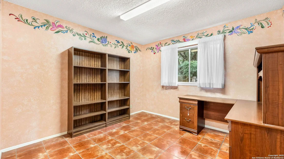 Photo of 13542 Hollow View