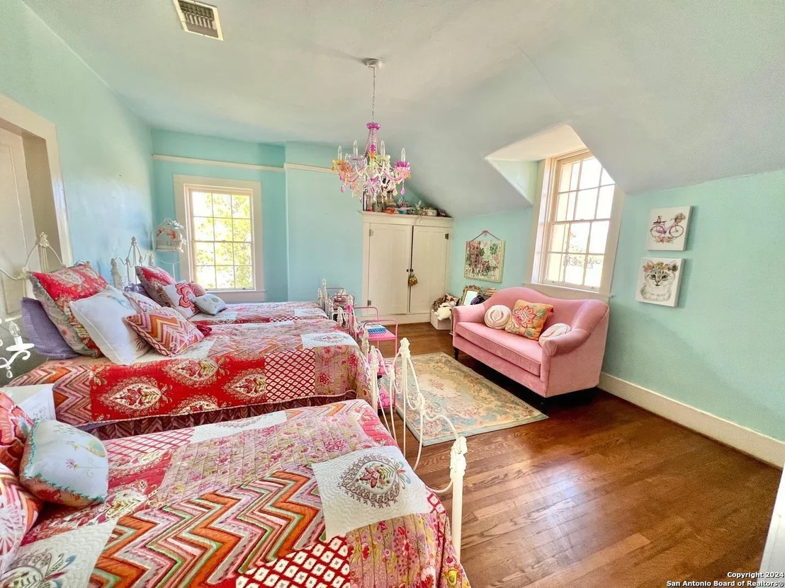 Photo of 29 Colony Row