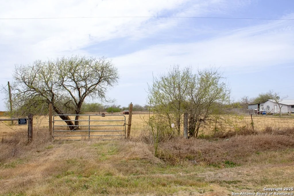 Photo of 9417 CR 2015