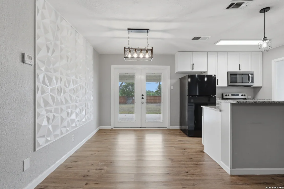 Photo of 6514 Forest Grove