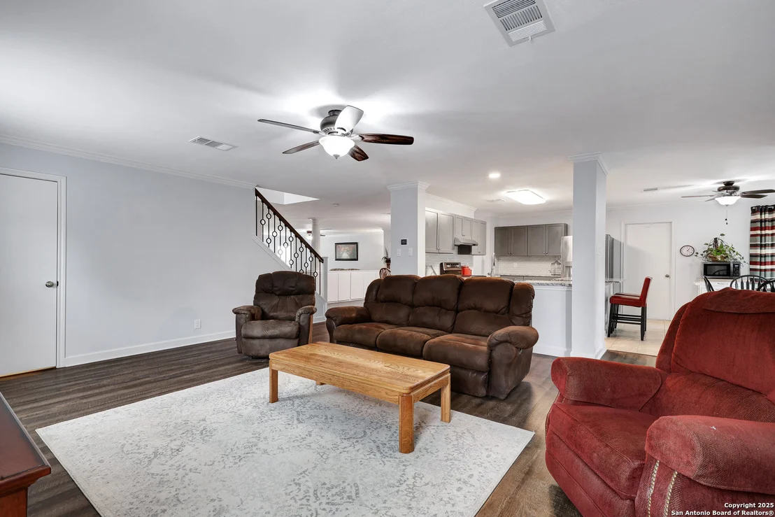 Photo of 9642 Elmstone