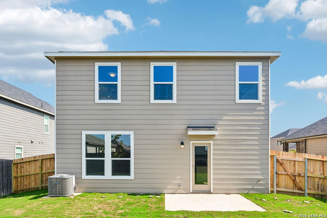 Photo of 448 Horizon Pointe
