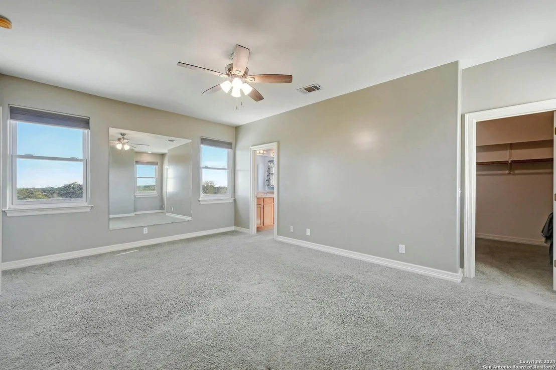 Photo of 1061 Cascade Trail