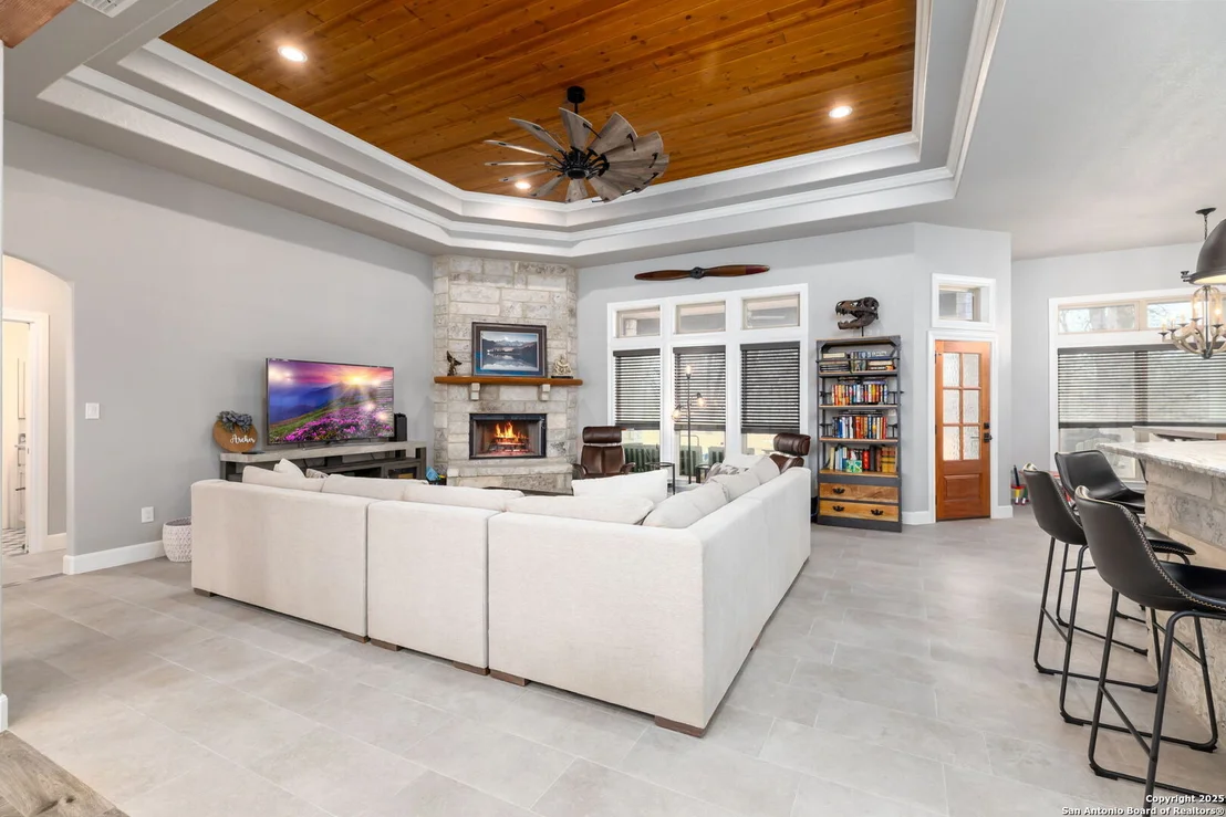 Photo of 157 Crescent Ridge