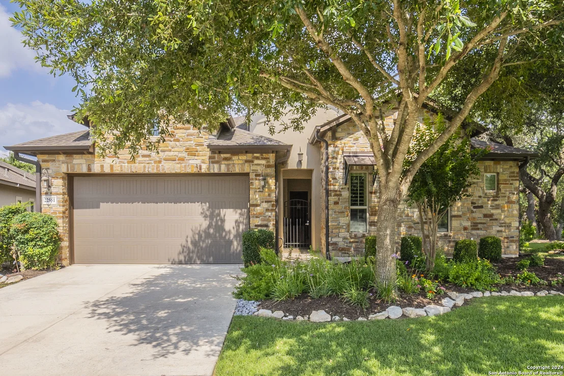 Photo of 22551 ALABADO