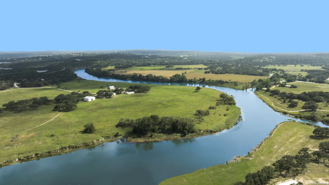 Photo of 325 RIVER RDG