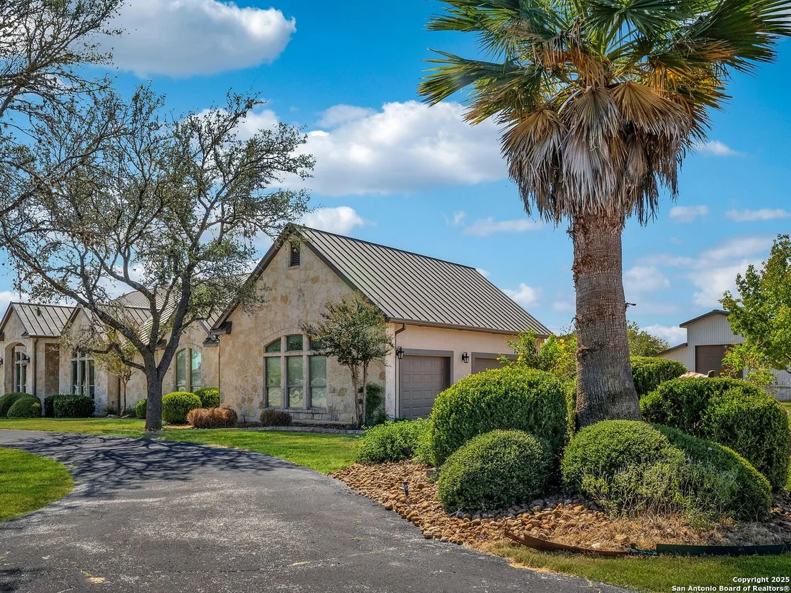 Photo of 31025 Post Oak Trail