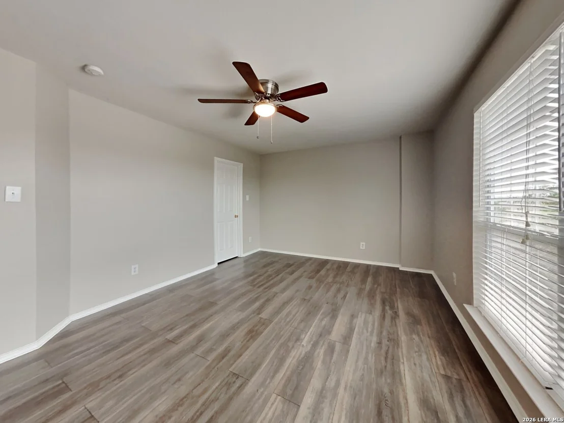 Photo of 419 Cardinal Way