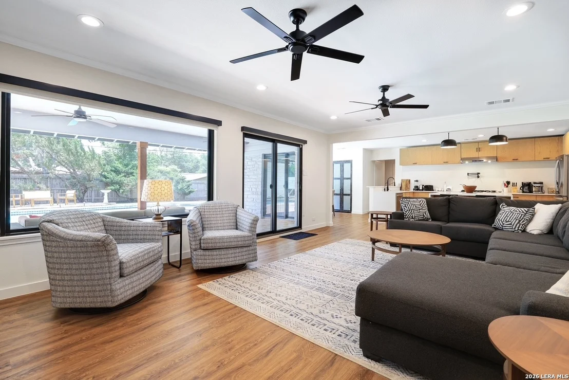 Photo of 204 Gardenview