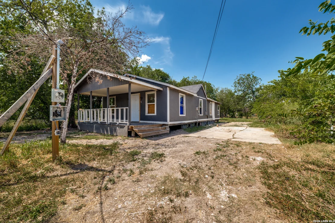 Photo of 811 MCCAULEY BLVD