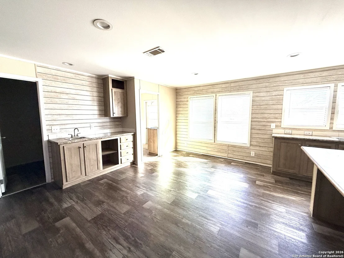 Photo of 1009 County Road 773