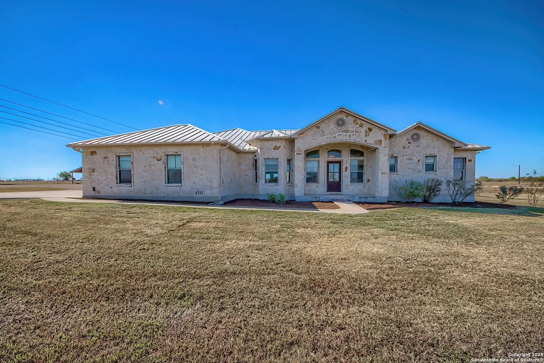 Photo of 240 Glory Lane