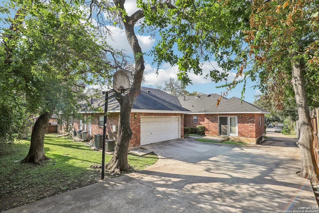 Photo of 10134 Jandre Pl