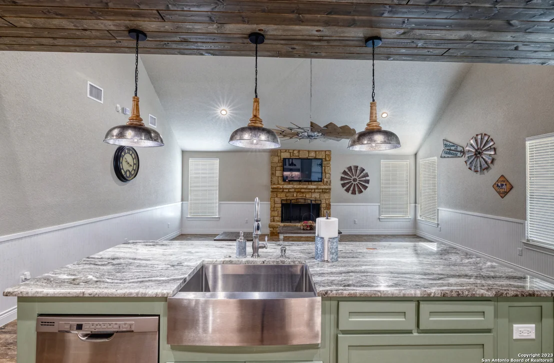 Photo of 2371 N Ranch Road 187