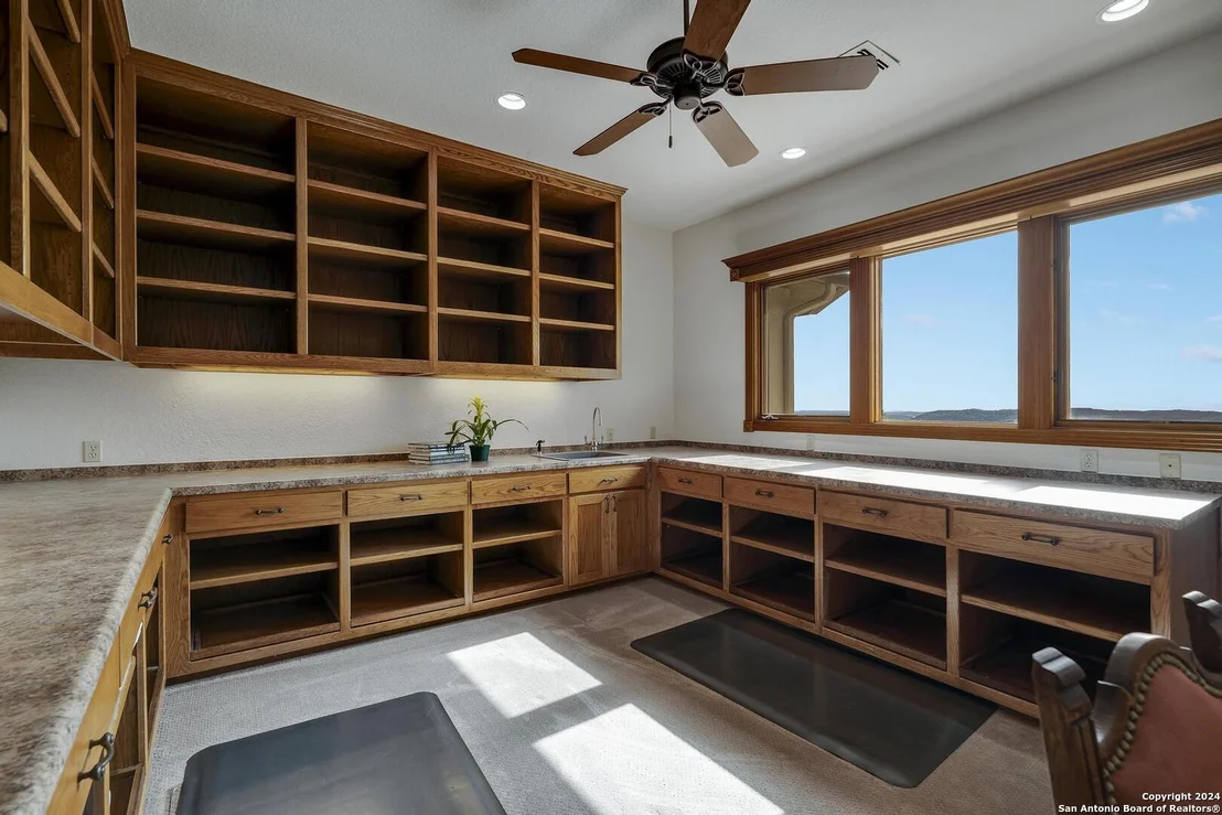 Photo of 442 PARADISE PT