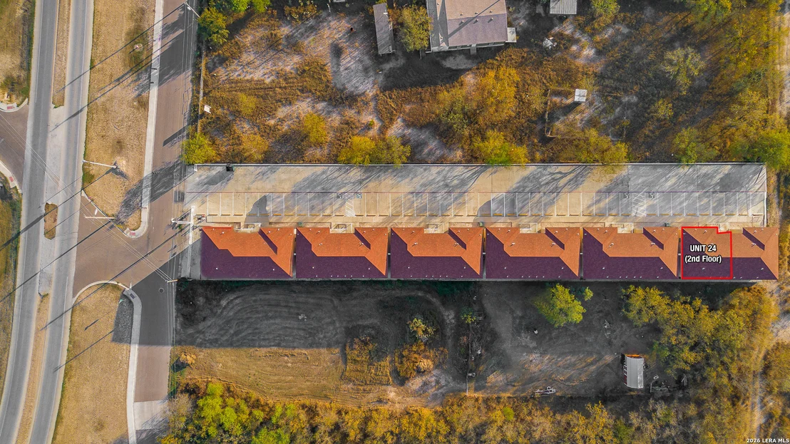 Photo of Unit UNIT24 at 391 Riverside
