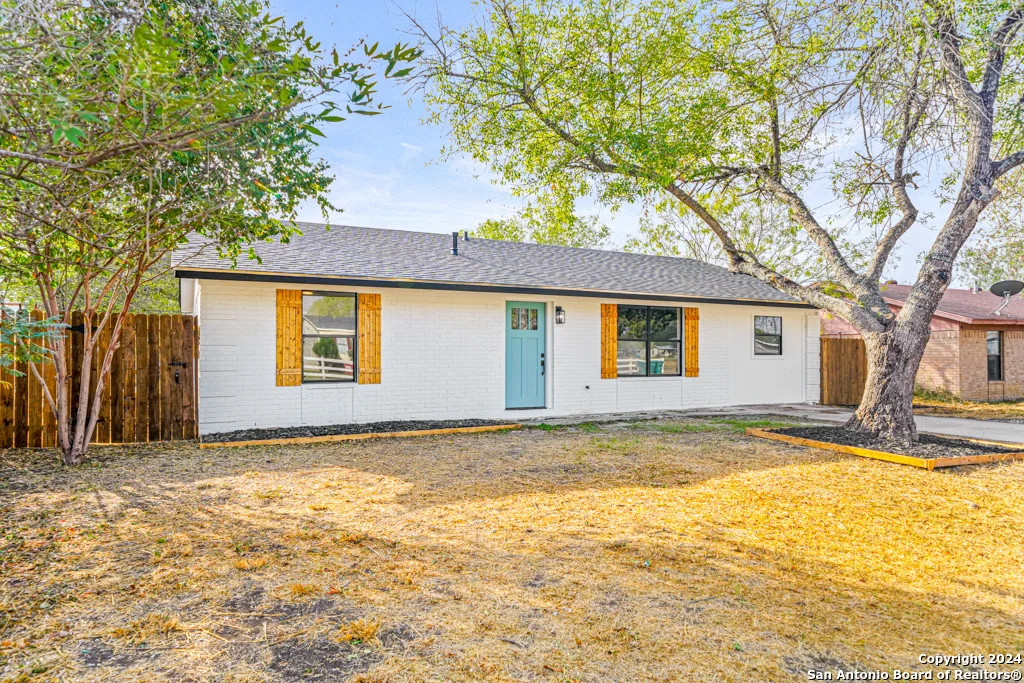 Photo of 1104 WALNUT