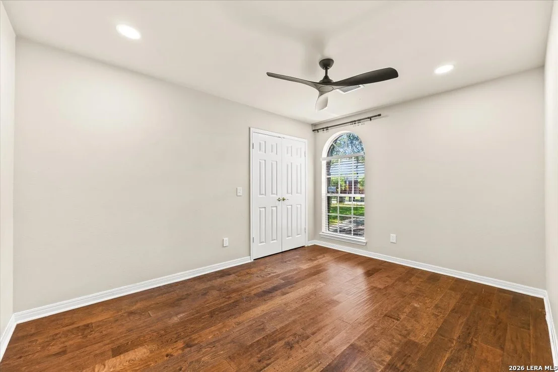 Photo of 2516 Grove Park