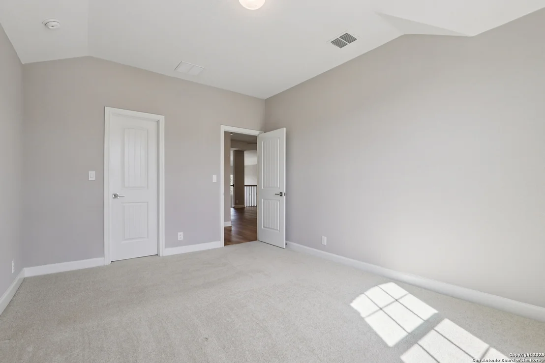 Photo of 333 Canon Hill