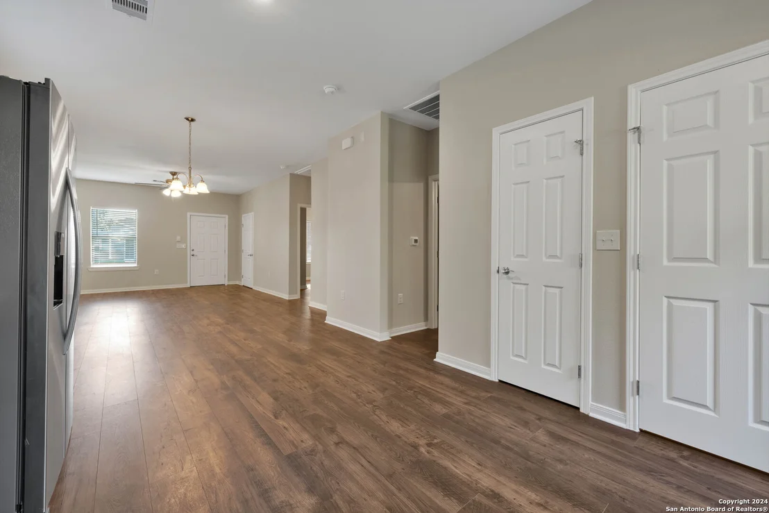 Photo of 507 PRECIOUS DR