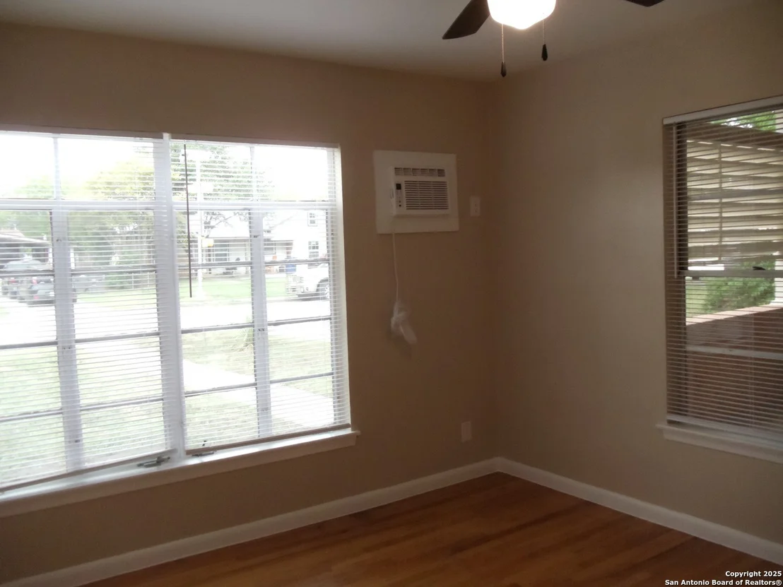 Photo of 339 Timberlane