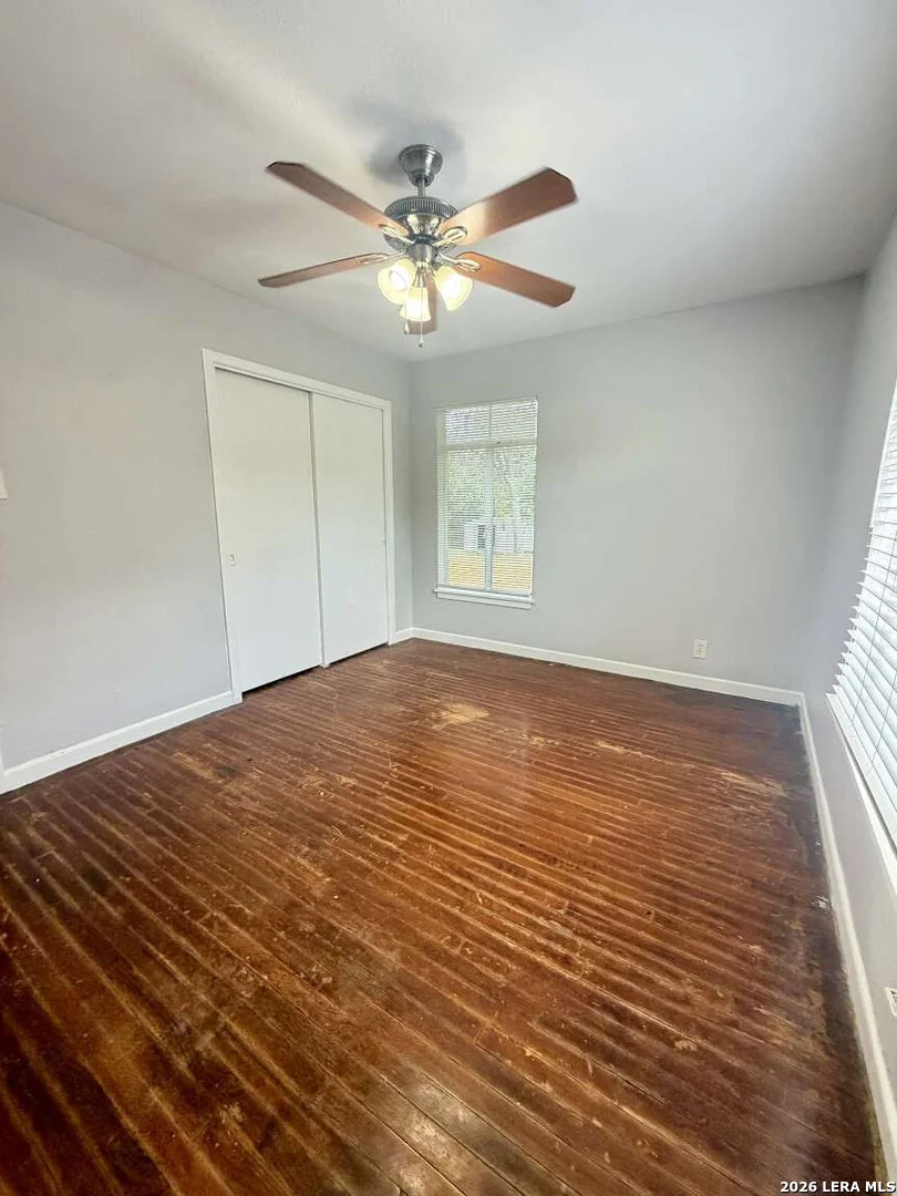 Photo of 127 CYRIL DR
