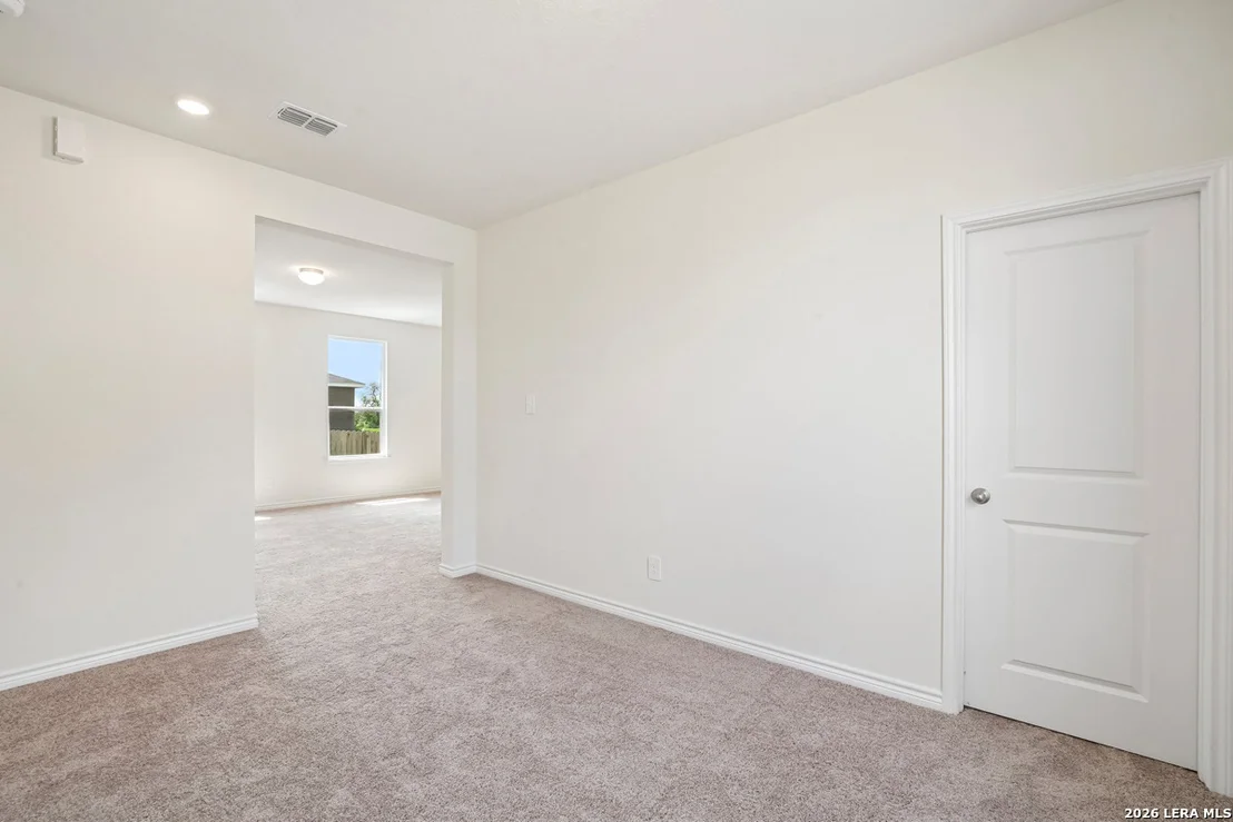 Photo of 10049 JAGGER AVENUE