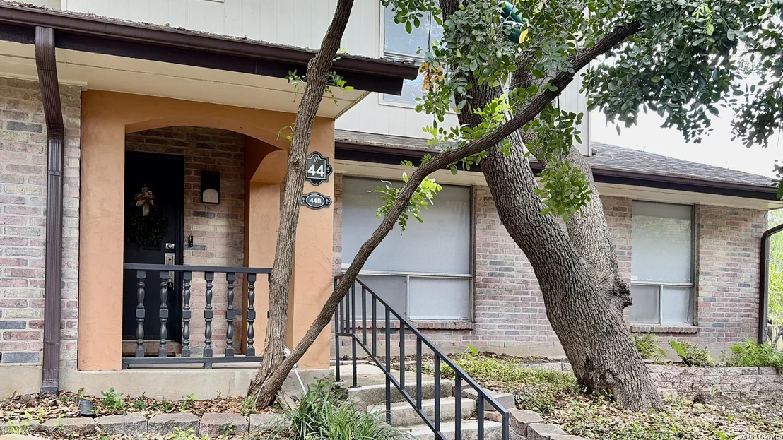 Photo of Unit 44B at 8915 Datapoint Dr