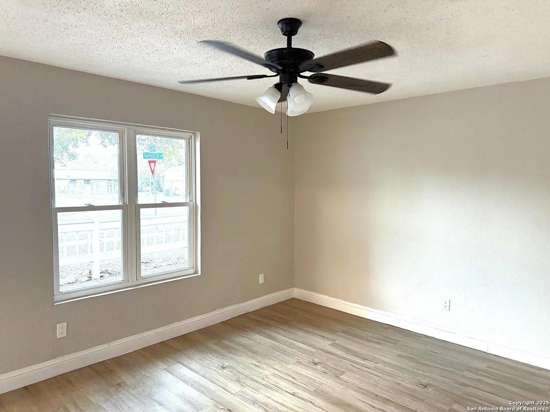 Photo of 1212 fairview