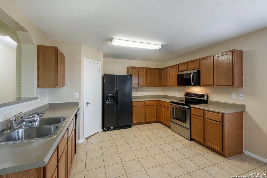 Photo of 328 WILLOW VIEW