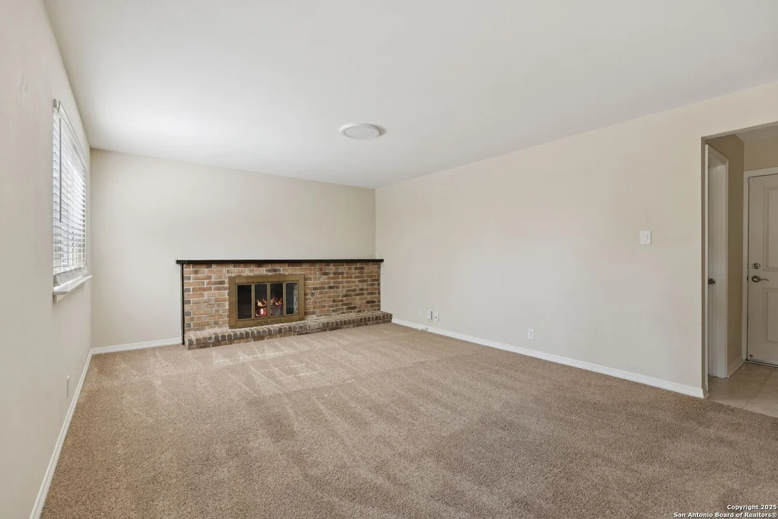 Photo of 8406 Timber Crest