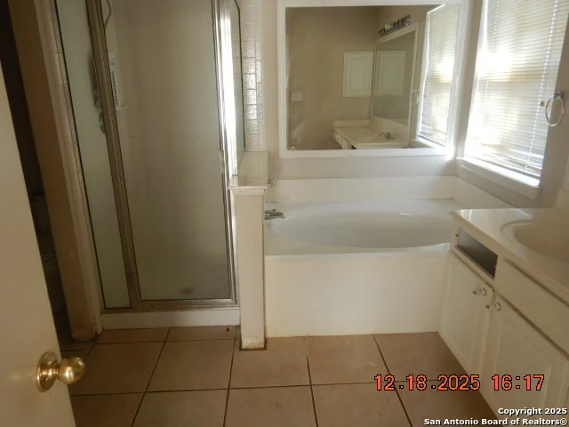Photo of 8415 Copperbluff