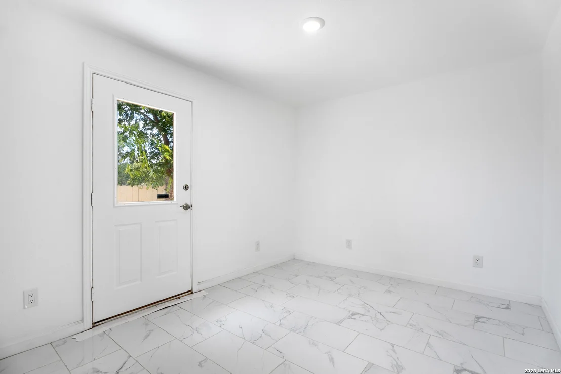 Photo of 8701 County Road 128
