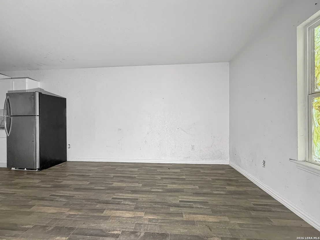 Photo of 747 RICE RD
