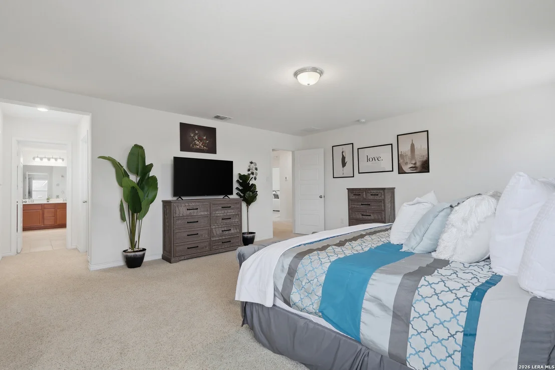 Photo of 318 COLONIAL BLF