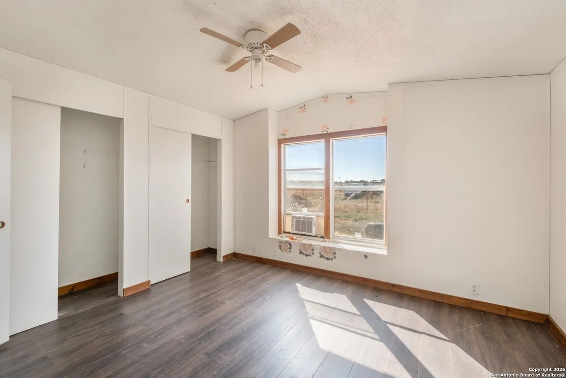 Photo of 985 County Road 307
