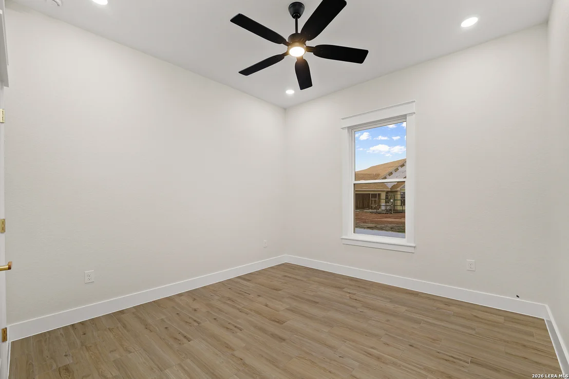 Photo of 116 Pioneer Dr